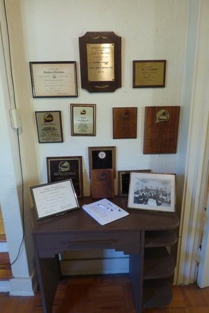 Cedars of Lebanon clubhouse in Jackson, Miss., foyer