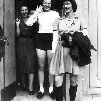 1944 - Lex McCutchan, Ann Harnett and Elizabeth "Lib" Mahon