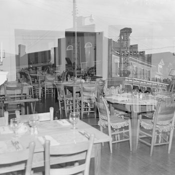 Inside the Lee-Jackson Hotel, view of the dining area. New Market, Va. 2