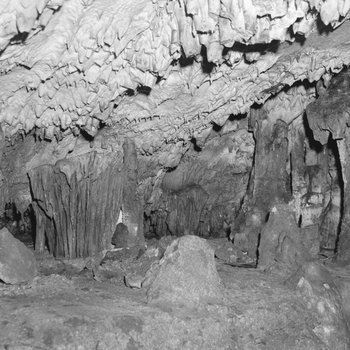Melrose Caverns, inside view, Rockingham County, Va.