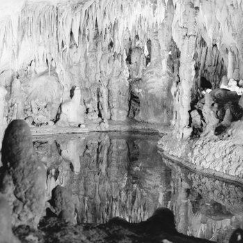 Melrose Caverns, inside view, Rockingham County, Va. 2