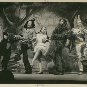 The Wizard of Oz Image 5