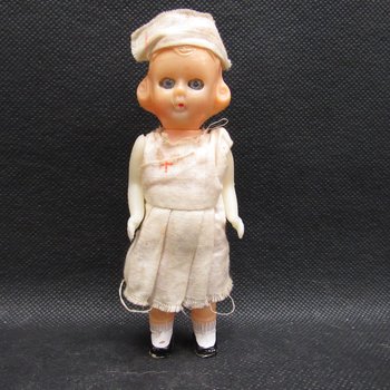 Toy: Nurse Doll M