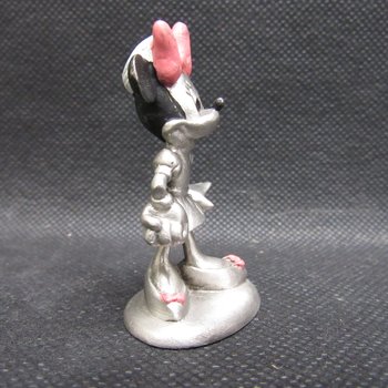 Toy: Minnie Mouse Nurse Figurine - 1