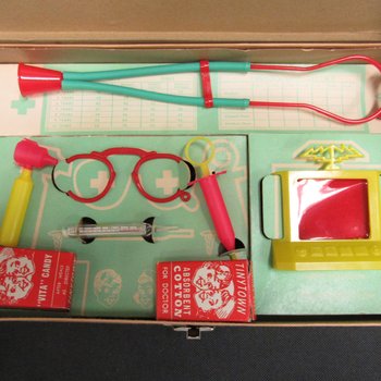 Toy: Visiting Nurse Kit - 1