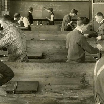 1915: Metals class