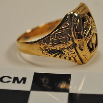 Western Kentucky State Teacher's College class ring right side