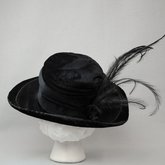 Hat, black velvet with feathers, early 20th century, back view