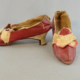 Shoes, red and white kidskin with latchets, 1780-1790, side and front view