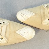 Shoes, white canvas Oxfords, 1930s, detail of toe