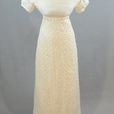 Dress, white cotton mull, 1812-1816, front view