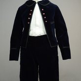 Boy’s suit and shirt, late 19th century, front view