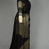 Dress, House of Worth, black silk chiffon and cream silk satin with cream lace, 1910-1915,  side view