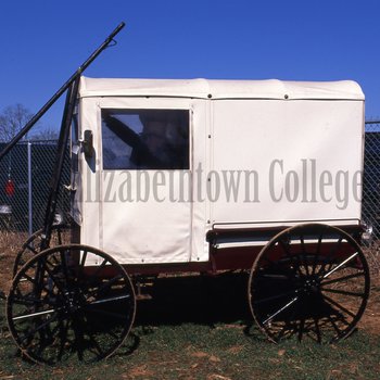 White Nebraska Amish buggy