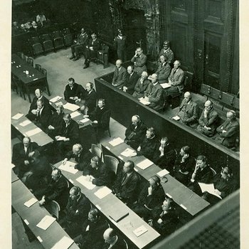 Photo 1948 - Case 12 Court Scene