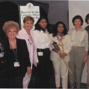 2005 Devica accepts Corporate Employee of the Quarter