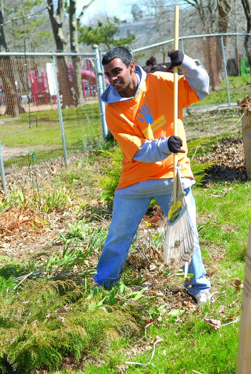 2007StudentEarthDay.jpg