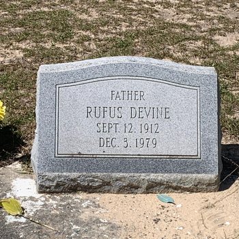 Rufus Devine
