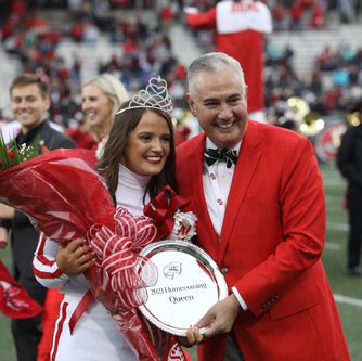 Abbey Norvell Crowned WKU's 2021 Homecoming Queen