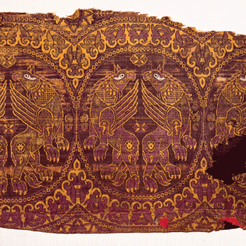 Byzantine Silk with Paired Griffins in Roundels