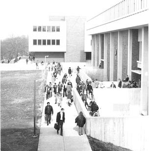 Quadrangle - Lucas Hall - Computer Center Building, C. Early 1970s 654