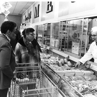 UMSL Downtown Nutrition Education Program - Marion Mcgee, C. 1970s 1208