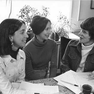 Karen Coburn - Joan Pearlman - Lynn Bloom, Authors of the New Assertive Woman, C. 1970s 2342