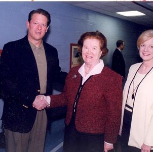 Chancellor Blanche Touhill with Presidential Candidate Al Gore, and Betty Van Uum 2617