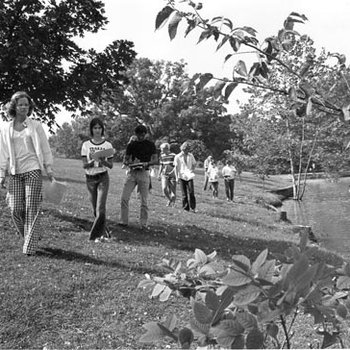 Bugg Lake, Biology Students, C. 1970s 2644
