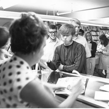 Students in Line at Bookstore, C. 1970s 2822