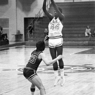 Basketball - Rolandis Nash, C. Late 1970s 3053