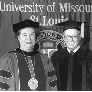 Honorary Degree Recipient Eugene Lang with Chancellor Touhill 3289