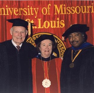 Honorary Degree Recipients Desmond Lee and Julius Hunter with Chancellor Touhill 3298