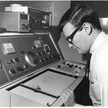 David Larsen, Chemistry - Spectrometer, C. 1960s-1970s 3377