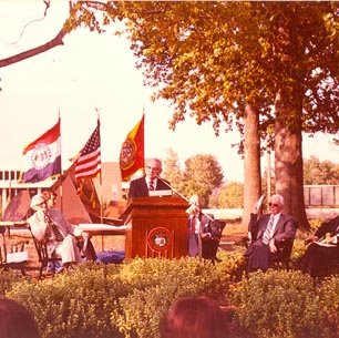 Ward Barnes, Chancellor's Award Ceremony, Alumni Circle/Chancellor Grobman, Elmer Ellis, Umc Chancellor Olson, C. 1981 3543