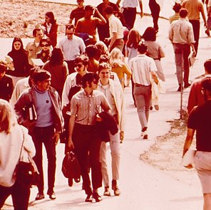 Students On Campus, C. 1970s 4024