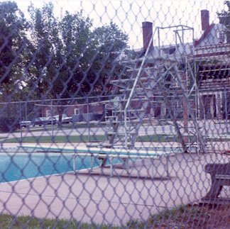 Swimming Pool/Old Administration Building; Bellerive Country Club, C. 1970s 4167