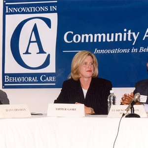 Jean Carnahan, Tipper Gore and Clarence Harmon; UMSL Partners for the Future 4536