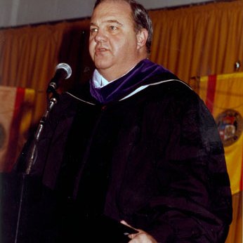 Commencement, Joseph Porter Jr. (UMSL Alumni Association President) 4846