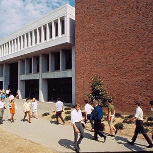 Students Walking by Thomas Jefferson Library, C.1970s (Original Slide In MU Archives at Columbia) 5022