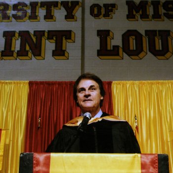 Tony Larussa, Manager of St. Louis Cardinals, Honorary Award Recipient, Commencement 5173