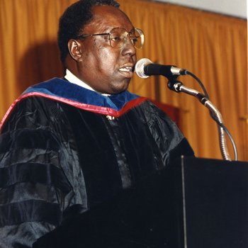 Commencement, Vice Chancellor Roosevelt Wright, August, 1994 5534