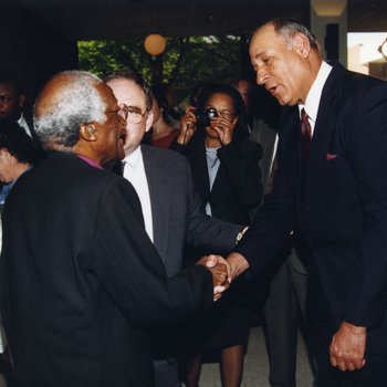 Global Citizen Award, Archbishop Desmond Tutu and Dean Everett Nance 5568
