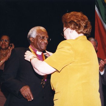 Global Citizen Award, Malaika Horne, Archbishop Desmond Tutu, Chancellor Blanche Touhill 5571