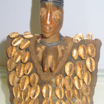 YORUBA Culture Of Arts West African ethnic group that mainly inhabits parts of Nigeria, Benin and Togo that constitute Yorubaland - ( Ibej Female Twin Figure)
