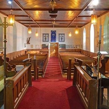 St. Anne's, Byron, Interior 2