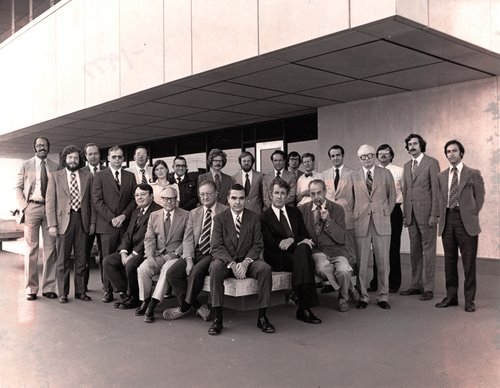 Faculty Photograph 1976-77 (1a0613ff0dc33e2b4a69ebba0c1605f0)
