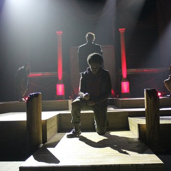 Julius Caesar (2018) | Death (Image 1)