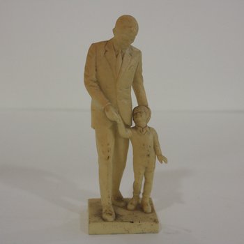 Figurine of JFK and Son, front