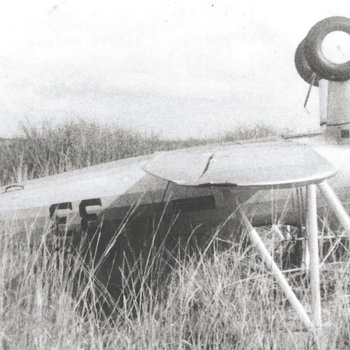104a PT-17. Stearman PT-17  'Out of gas near Riddle Auxiliary Field'